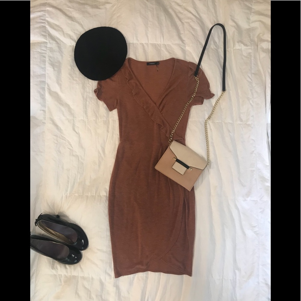 OLD ROSE RUFFLED DRESS